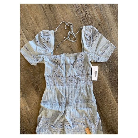 Reformation Shore Eyelet Dress- *Rare* - Picture 9 of 9